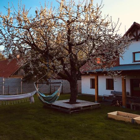 Chalupa Na Dobrem Miste Prostřední Bečva Buitenkant foto