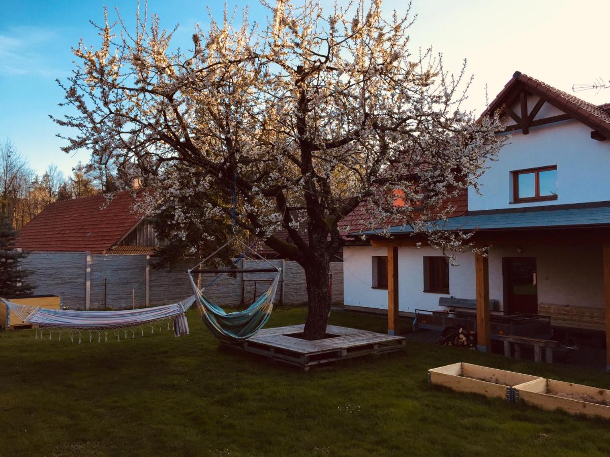 Chalupa Na Dobrem Miste Prostřední Bečva Buitenkant foto